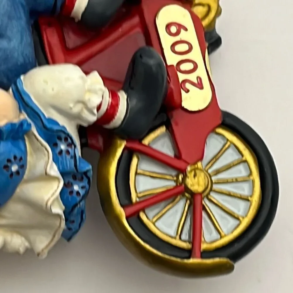 Danbury Mint Raggedy Ann &‎ Andy On Bicycle 2009 Christmas Hanging Ornament